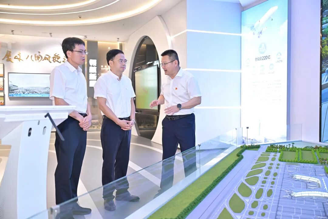 胡旭彬调研航空城片区